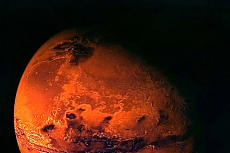 Marte (fonte: ESA,CC BY-SA 3.0 IGO, via Wikipedia)